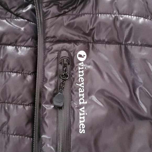 Women's Vineyard Vines Black Quilted Vest - Picture 1 of 8